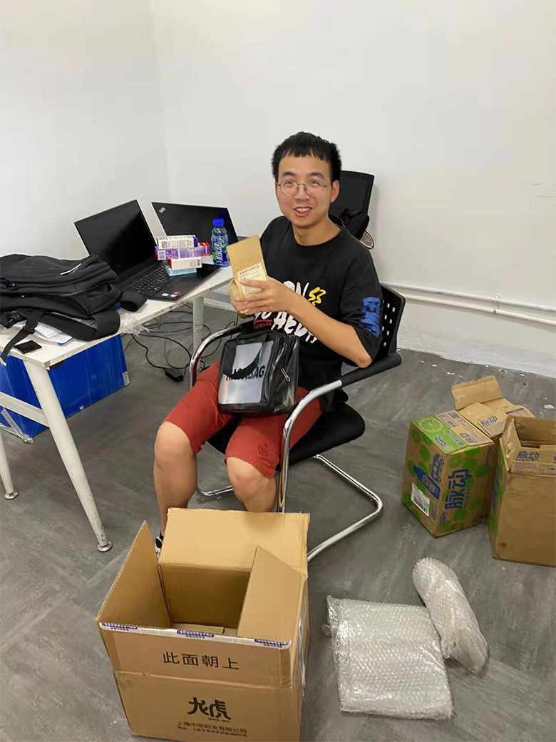 夏送清涼，情系一線｜致高溫下堅守崗位的一線員工