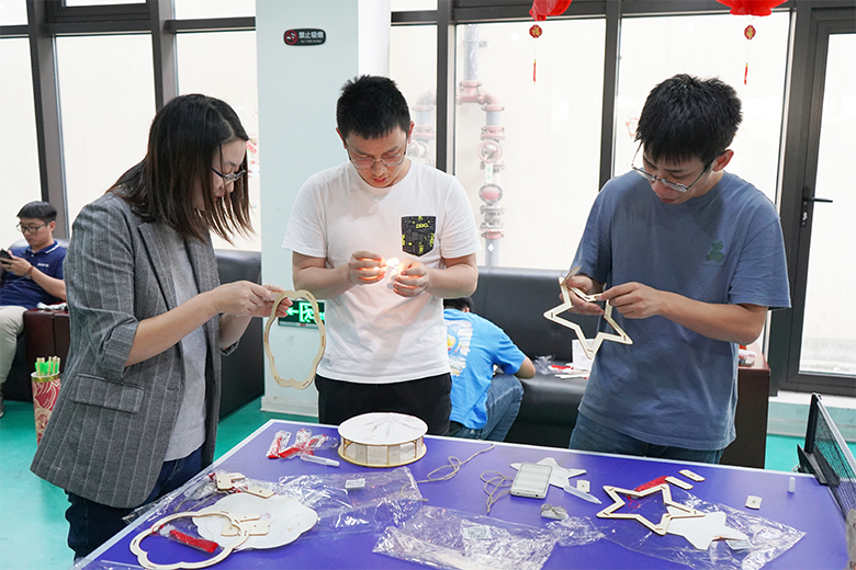 月圓中秋 · 集體慶生 | 溫馨九月，迎佳節，賀生辰，共團圓！