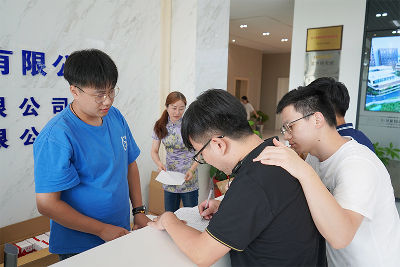 月圓中秋 · 集體慶生 | 溫馨九月，迎佳節，賀生辰，共團圓！
